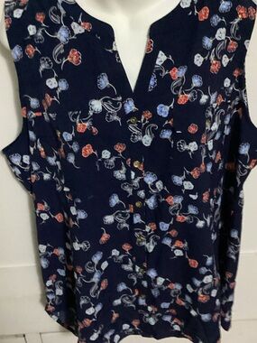 croft & barrow Navy ,red,blue  Floral Button-Front Top size XXL